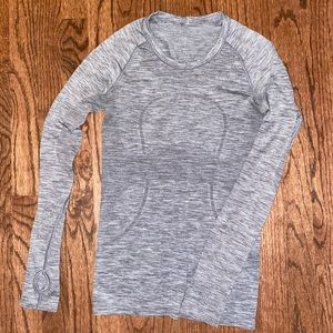 Lululemon Swiftly Tech Grey Long Sleeve Size 4